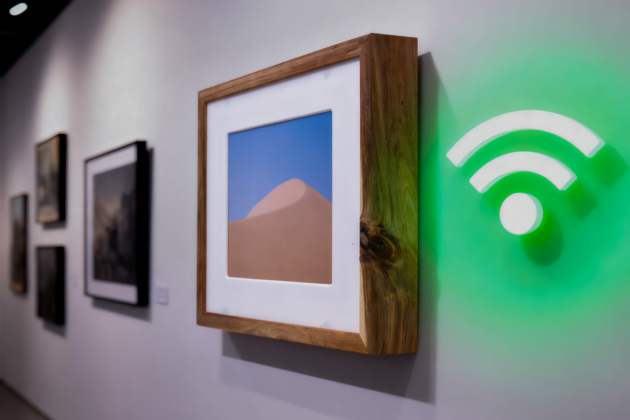 Smart-home connected frames switching to a coordinated guest mode